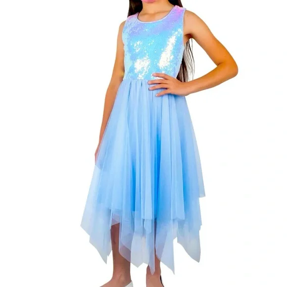 green emerald velvet dress Amazon.com: Girls Tulle Elegant Lace Formal Dress Contrast Mesh Long Sleeve  Lace High Waist Birthday Party (Black, 3-4 Years): Clothing, Shoes & Jewelry